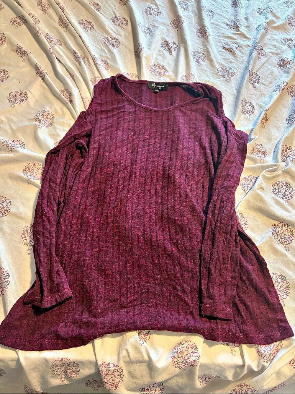 Long Sleeve Ribbed Top in Purple Size Large Like New